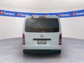 Photo '6' of Toyota Hiace