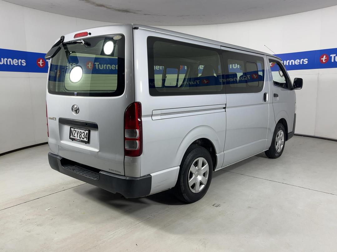 Photo '7' of Toyota Hiace
