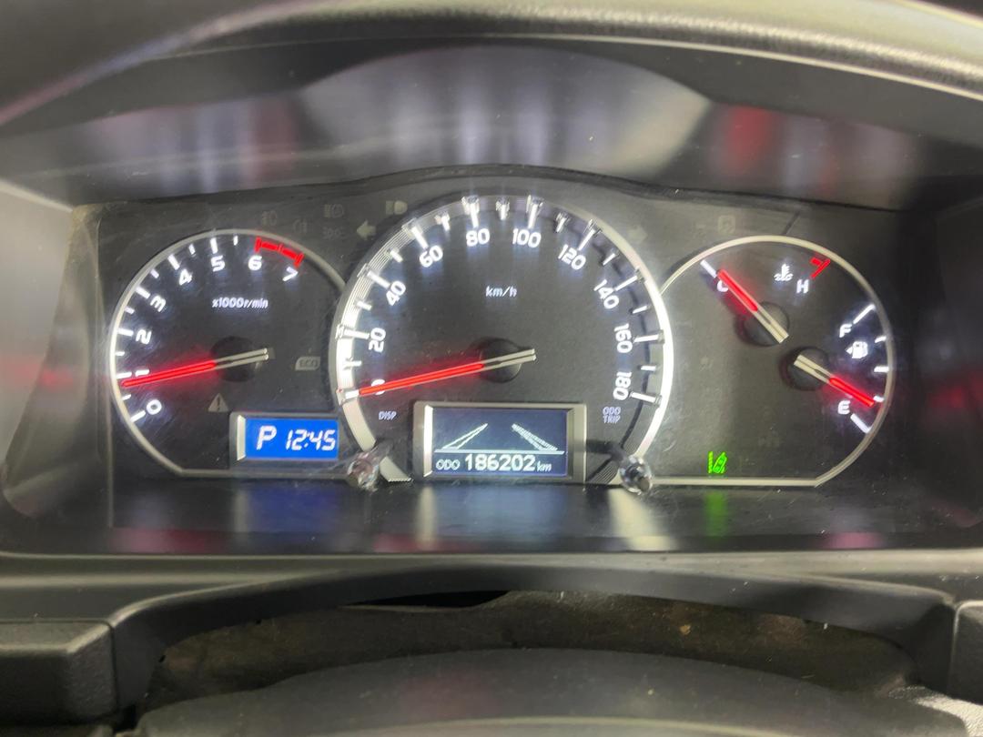 Photo '20' of Toyota Hiace