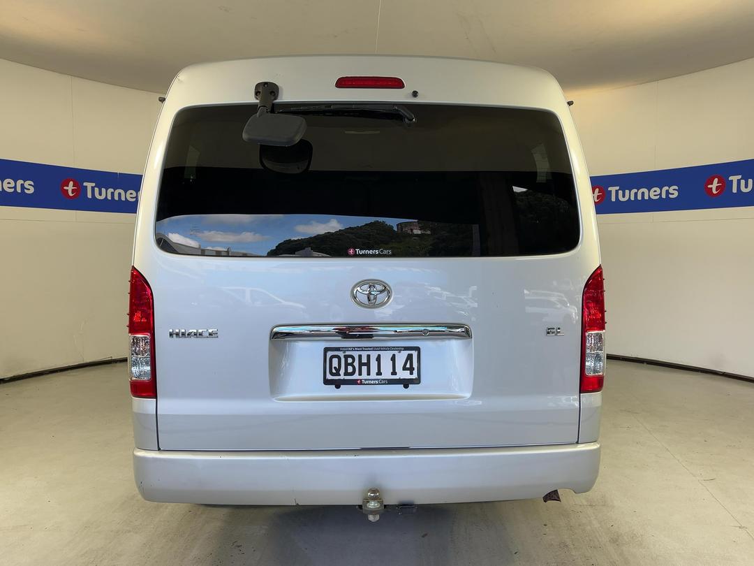 Photo '6' of Toyota Hiace