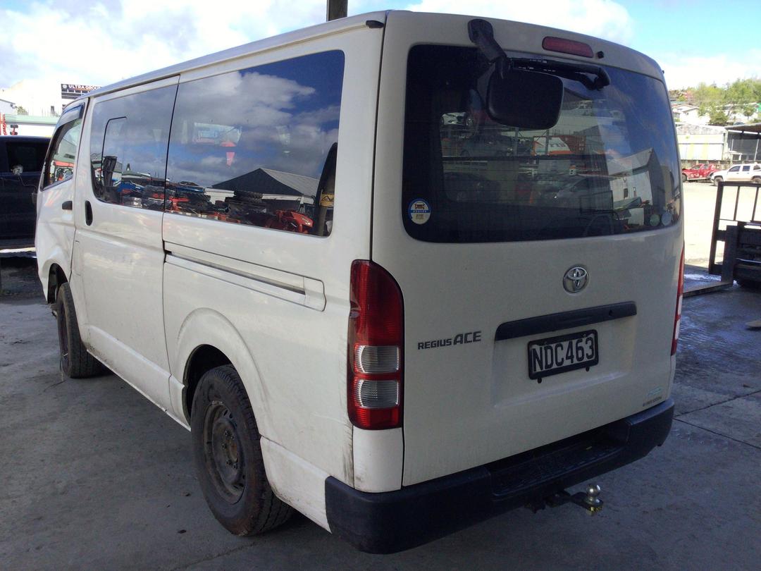 Photo '5' of Toyota Hiace Photo '5' of Toyota Hiace
