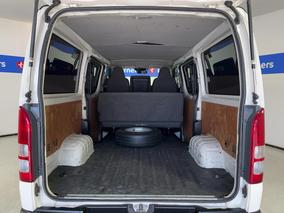 Photo '14' of Toyota Hiace
