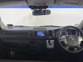 Photo '17' of Toyota Hiace