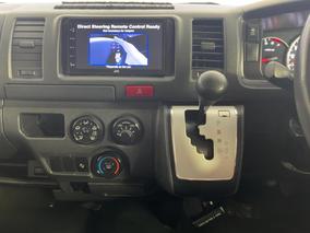 Photo '18' of Toyota Hiace