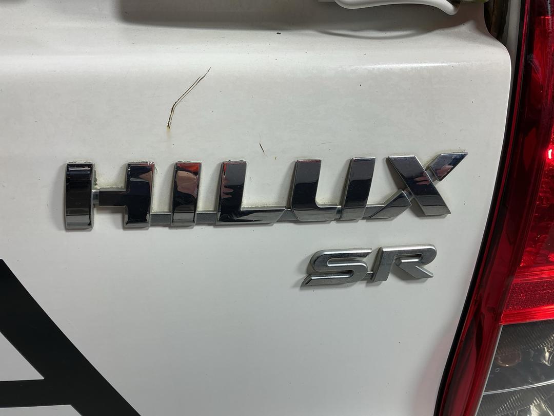 Photo '30' of Toyota Hilux