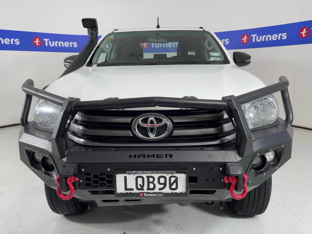 Photo '2' of Toyota Hilux