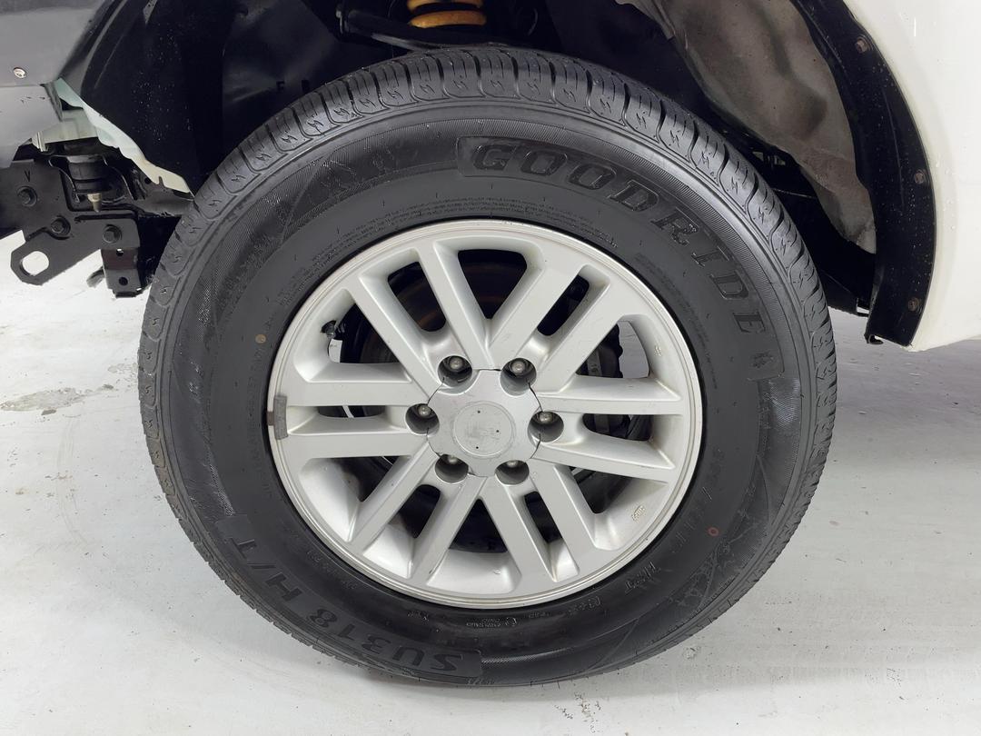 Photo '10' of Toyota Hilux