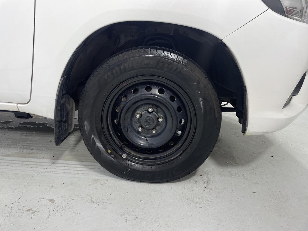 Photo '9' of Toyota Hilux