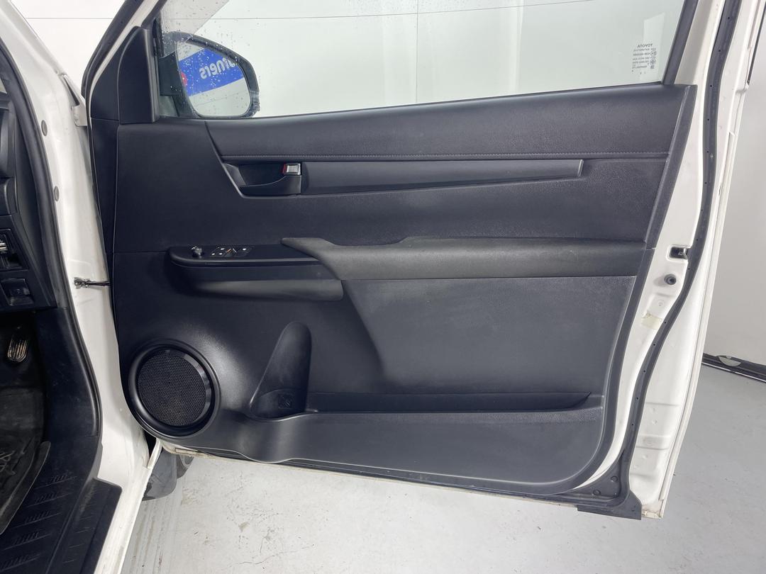 Photo '15' of Toyota Hilux