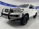Thumbnail '4' of Toyota Hilux