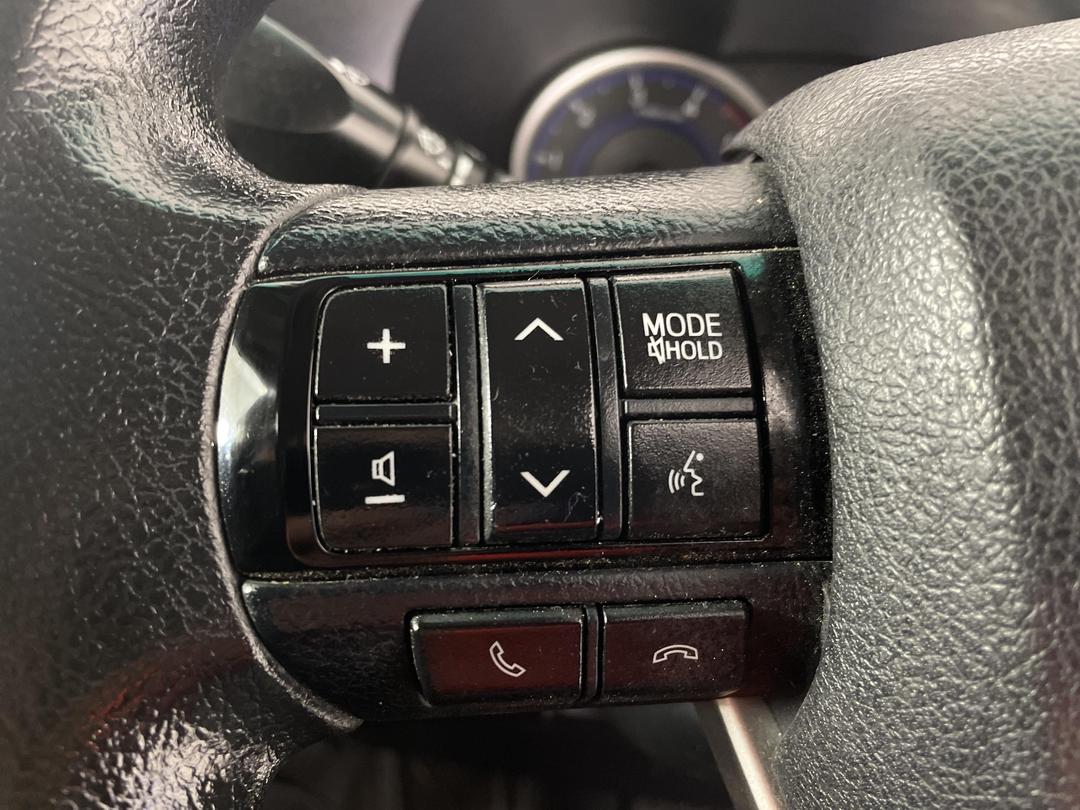 Photo '24' of Toyota Hilux