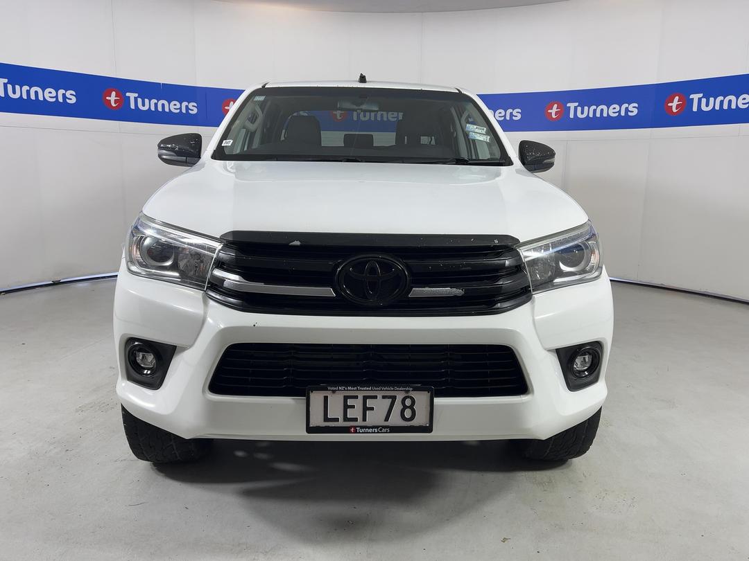Photo '2' of Toyota Hilux