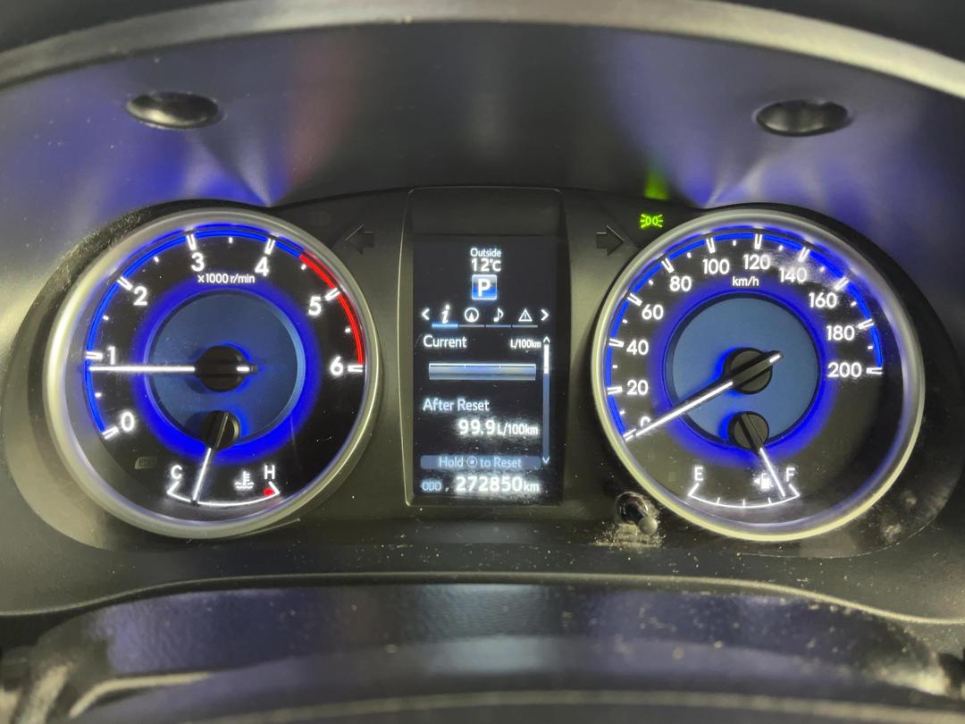 Photo '21' of Toyota Hilux