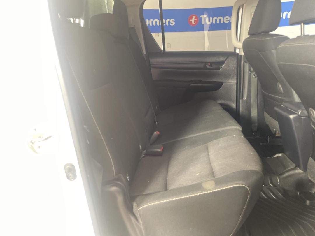 Photo '20' of Toyota Hilux