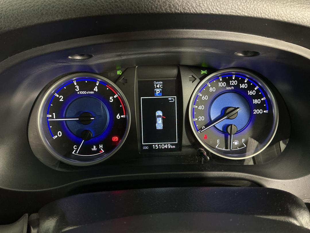 Photo '21' of Toyota Hilux