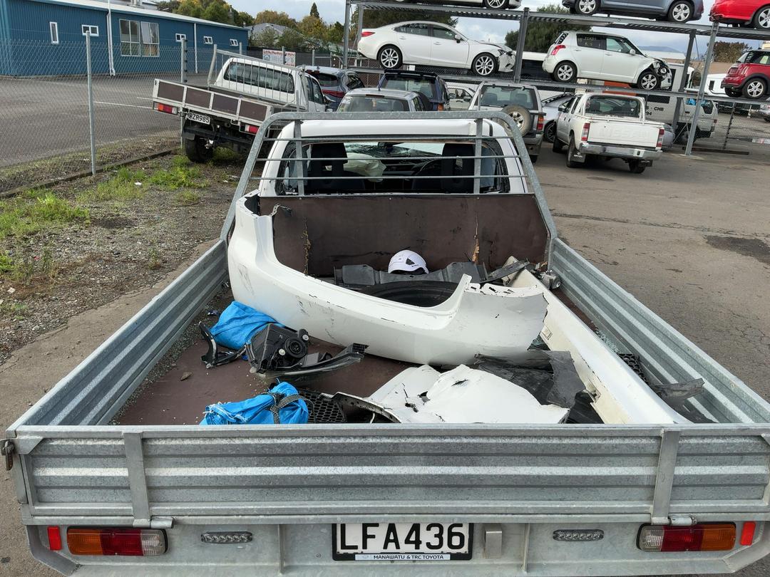 Photo '18' of Toyota Hilux S TD EC