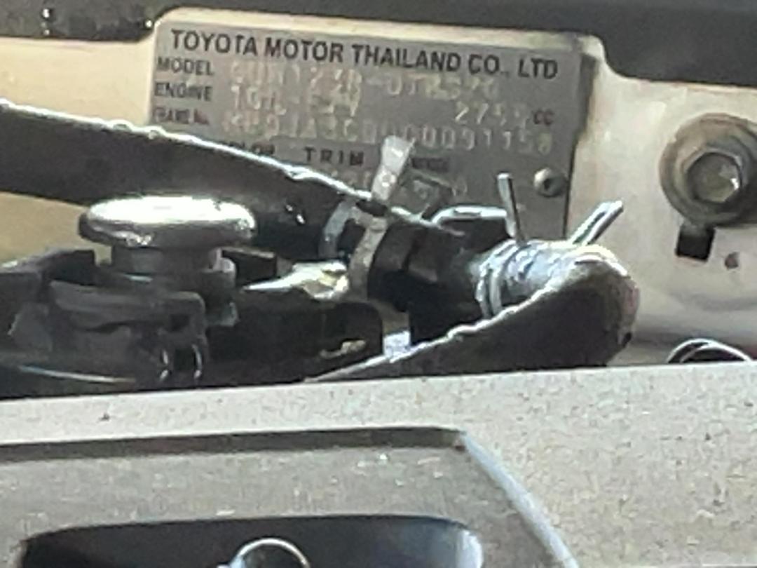 Photo '8' of Toyota Hilux S TD DC