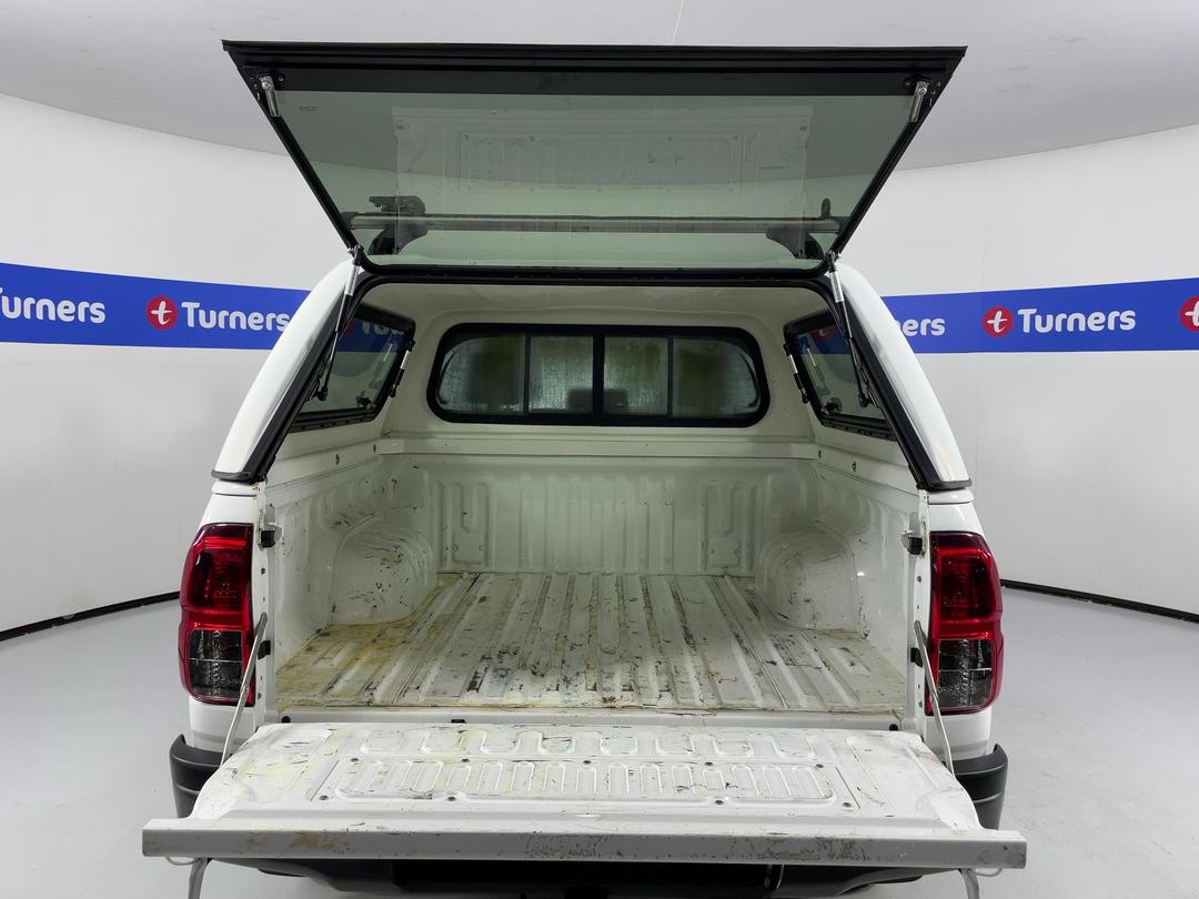 Photo '14' of Toyota Hilux