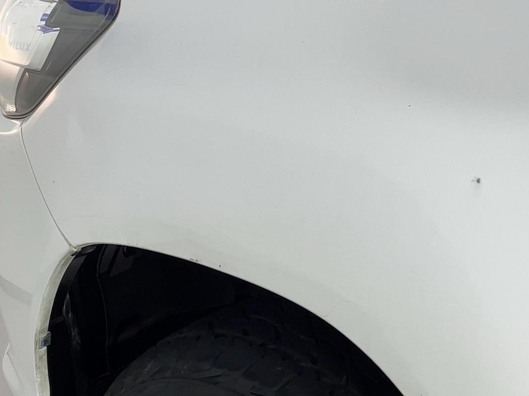 Photo '27' of Toyota Hilux