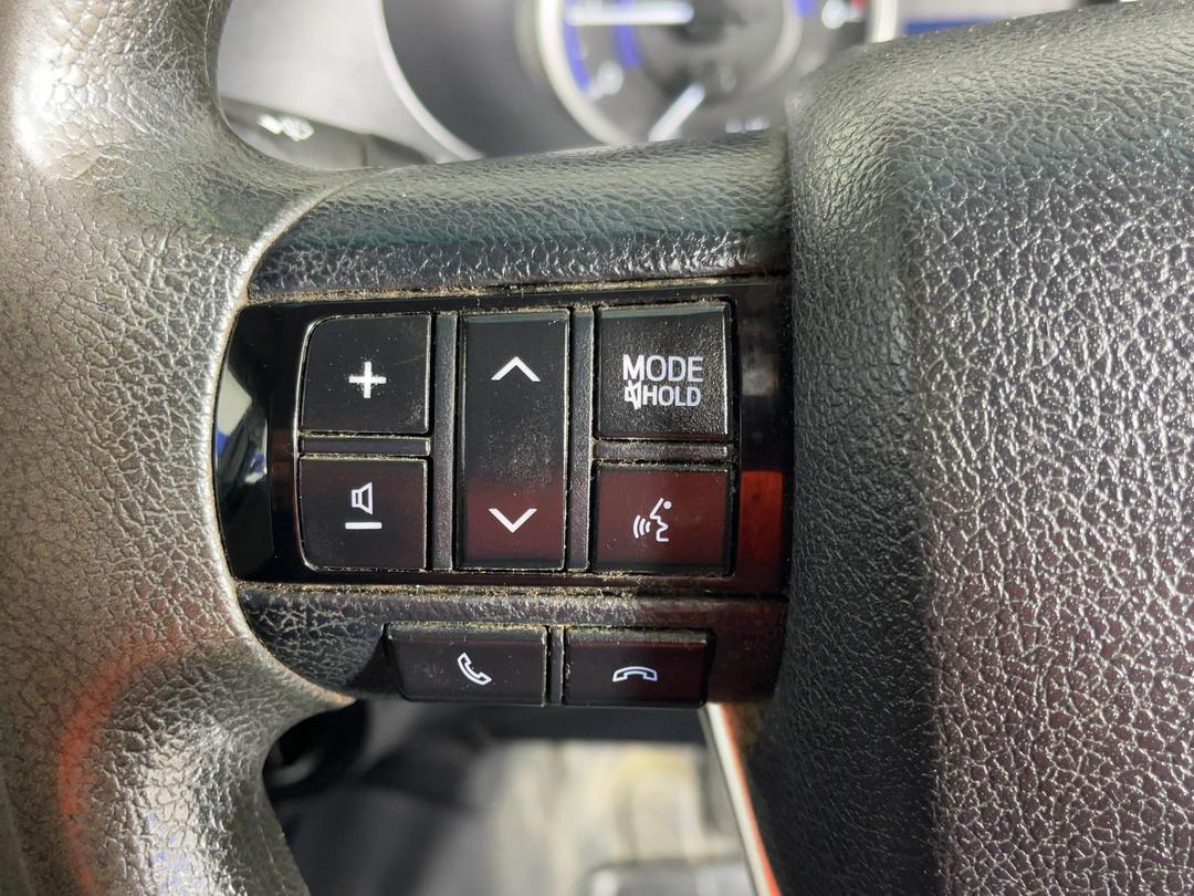 Photo '25' of Toyota Hilux