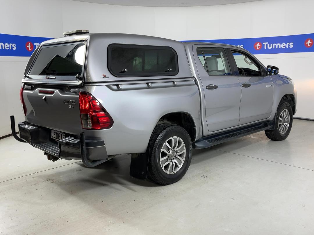 Photo '7' of Toyota Hilux