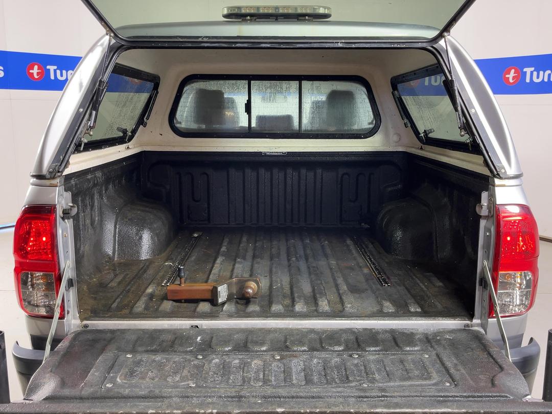 Photo '14' of Toyota Hilux