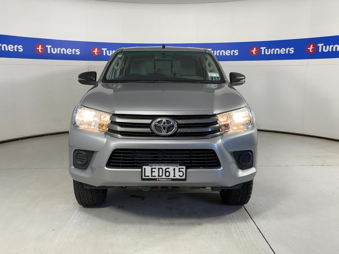 Photo '2' of Toyota Hilux