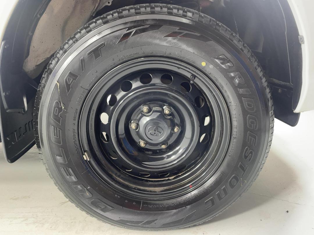 Photo '9' of Toyota Hilux