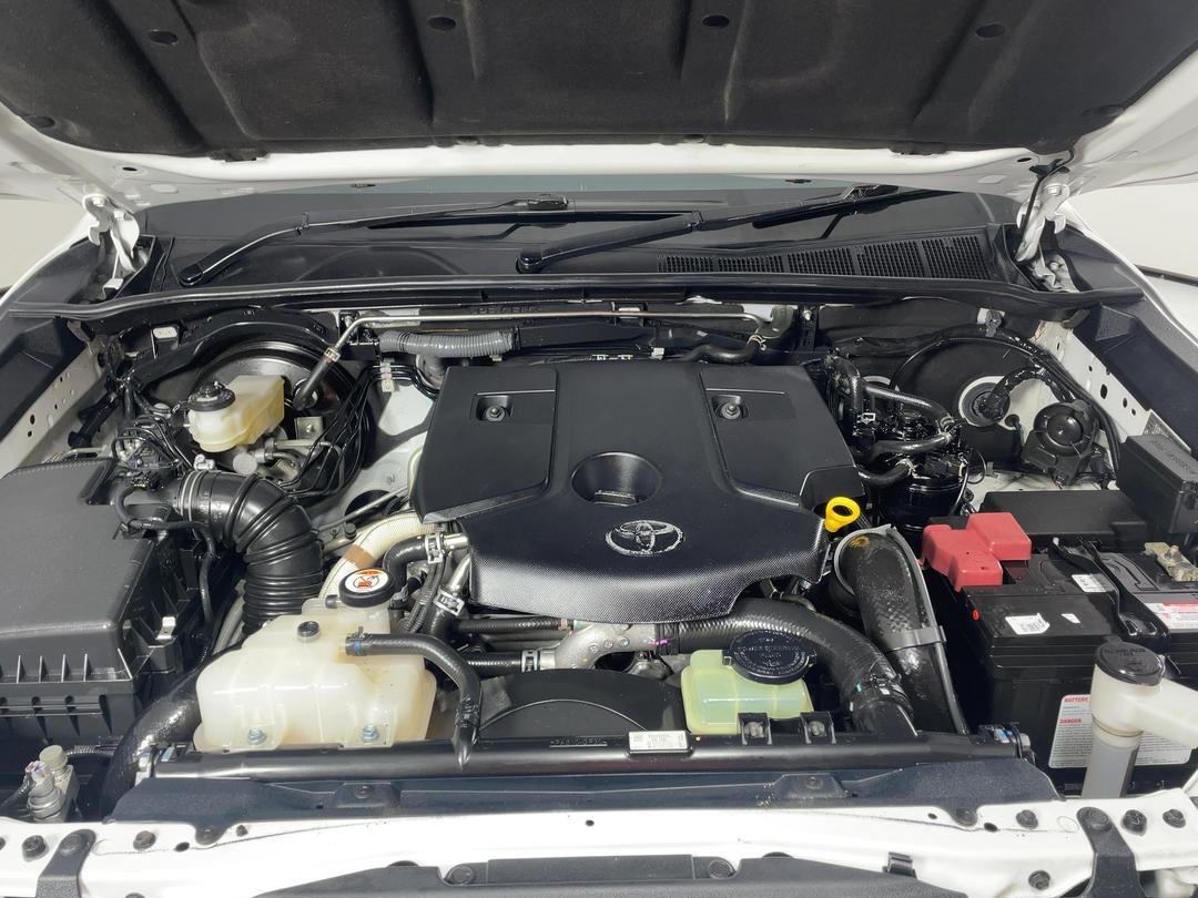 Photo '13' of Toyota Hilux