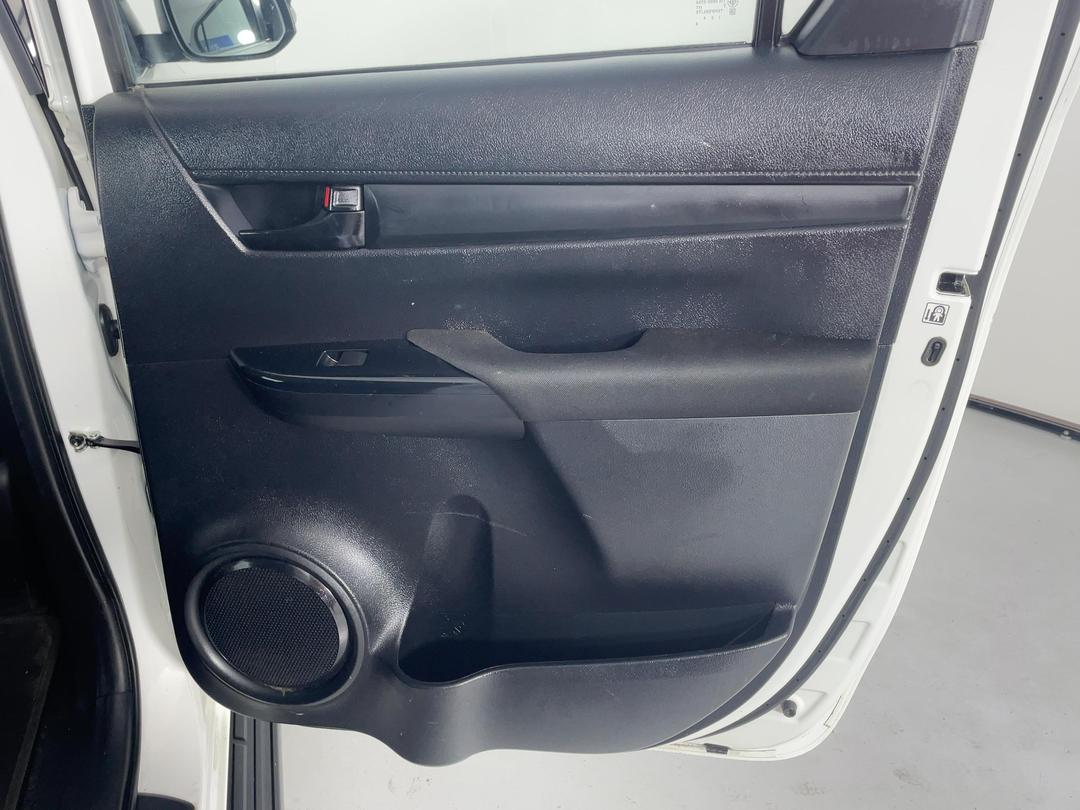 Photo '19' of Toyota Hilux
