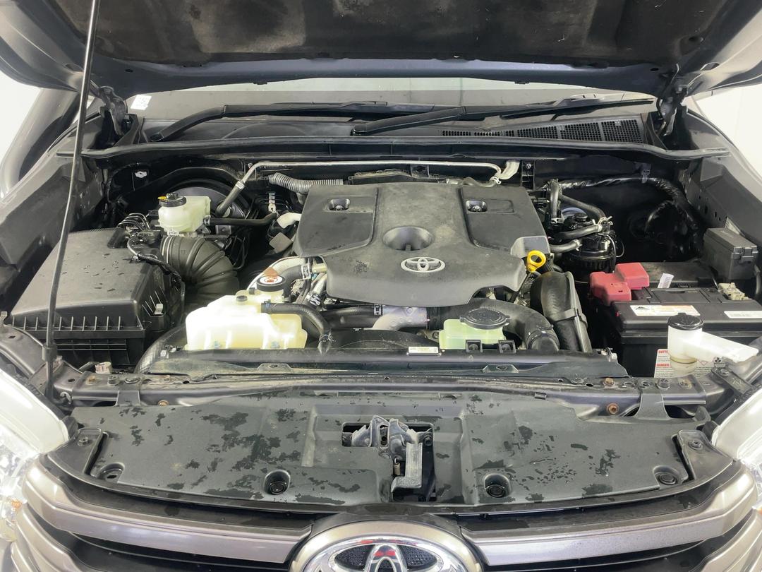 Photo '13' of Toyota Hilux