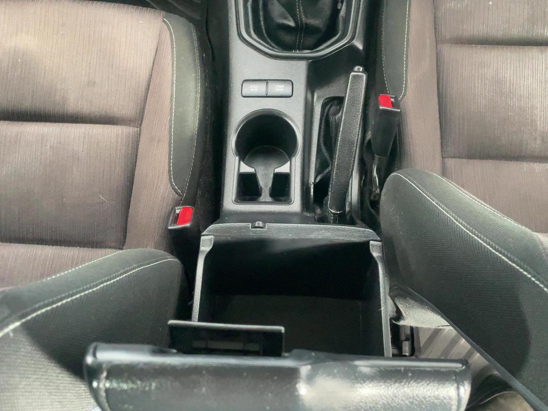 Photo '18' of Toyota Hilux