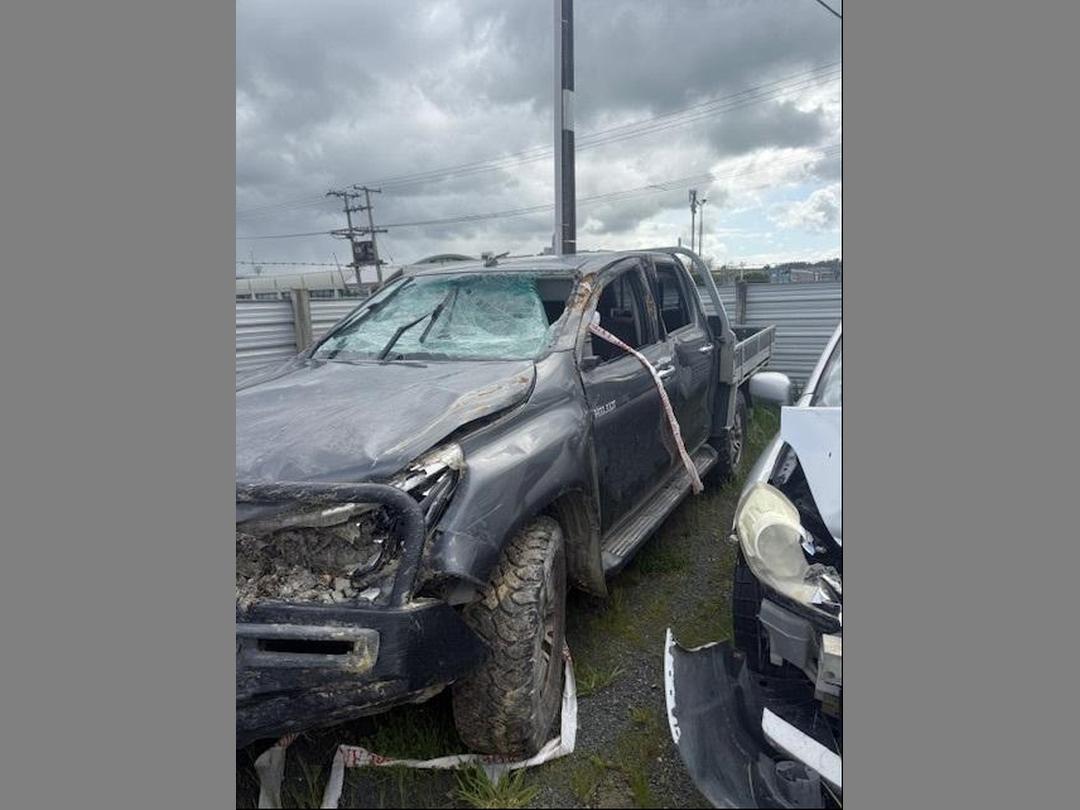 Photo '2' of Toyota Hilux SR5 TD DC