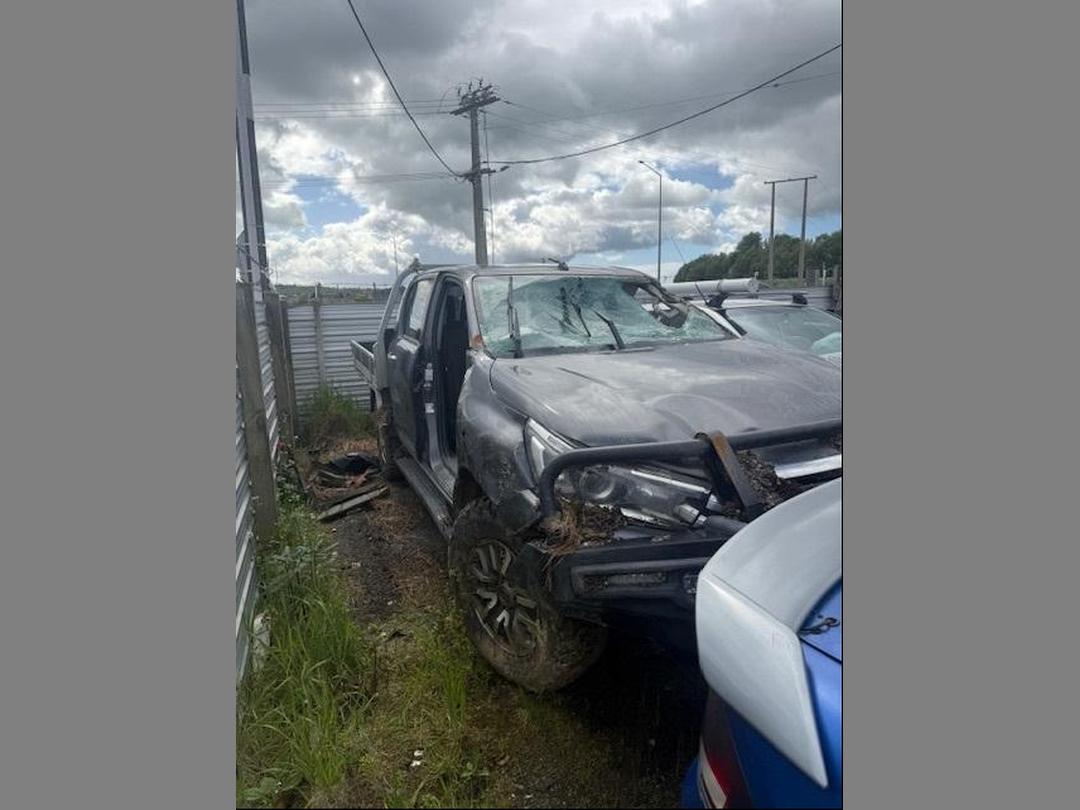 Photo '3' of Toyota Hilux SR5 TD DC