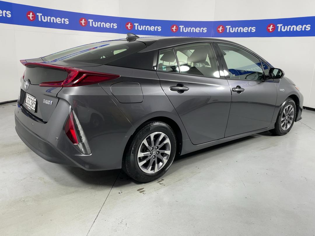 Photo '7' of Toyota Prius