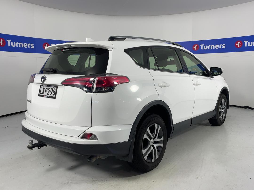 Photo '6' of Toyota Rav4 GX SUV