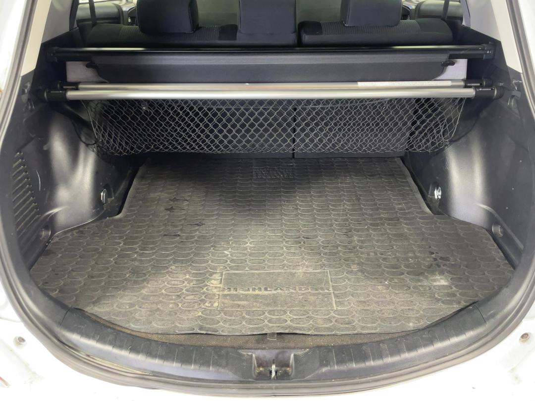 Photo '12' of Toyota Rav4 GX SUV