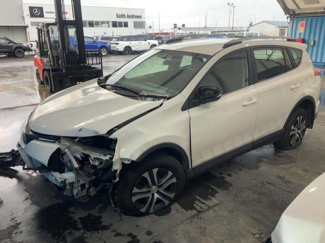 Photo '2' of Toyota Rav4 GX SUV