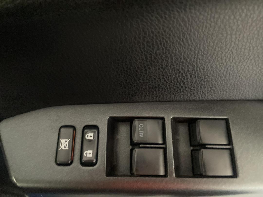 Photo '23' of Toyota Rav4