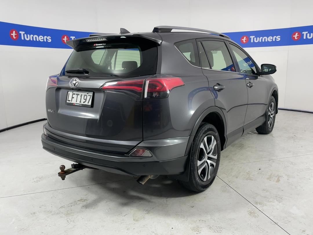 Photo '7' of Toyota Rav4