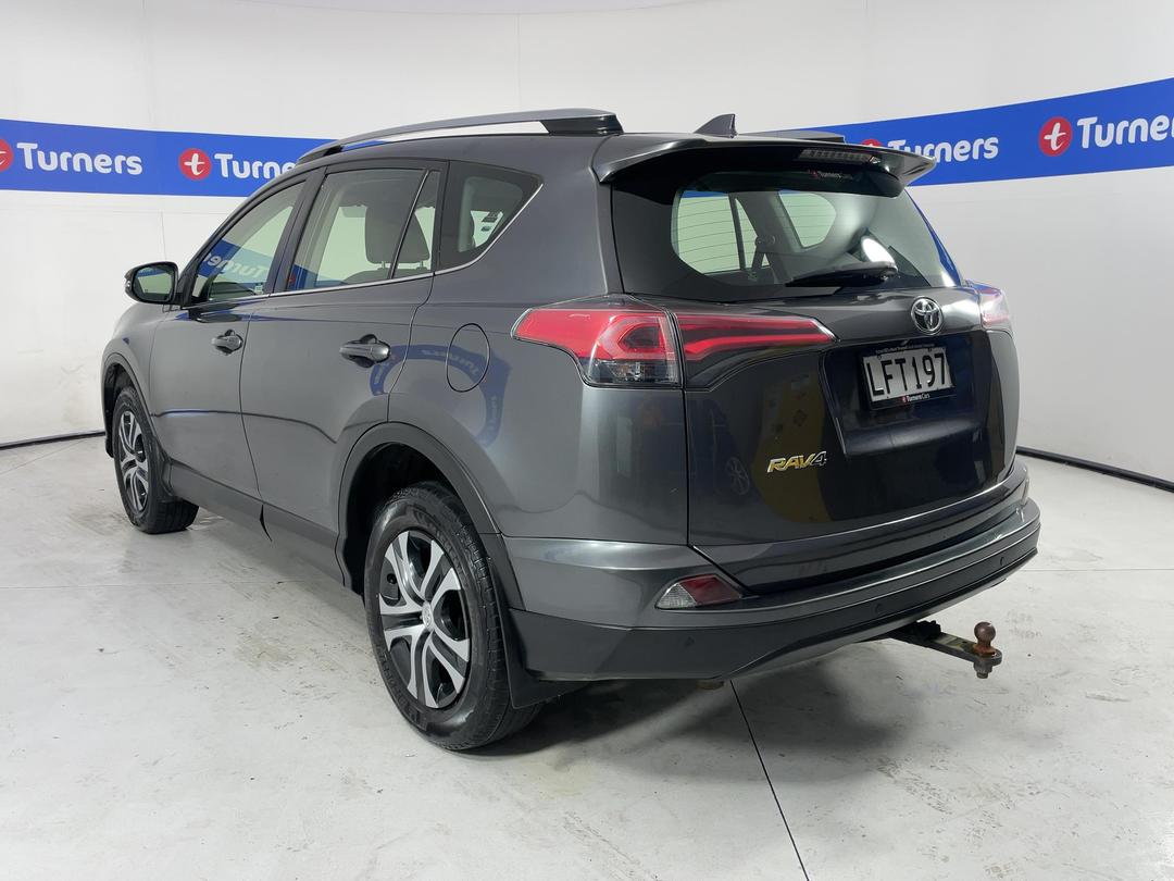 Photo '5' of Toyota Rav4
