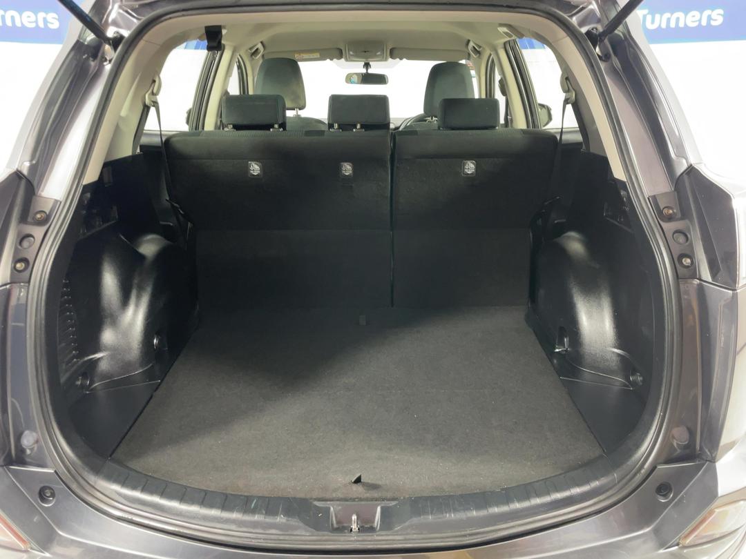 Photo '14' of Toyota Rav4