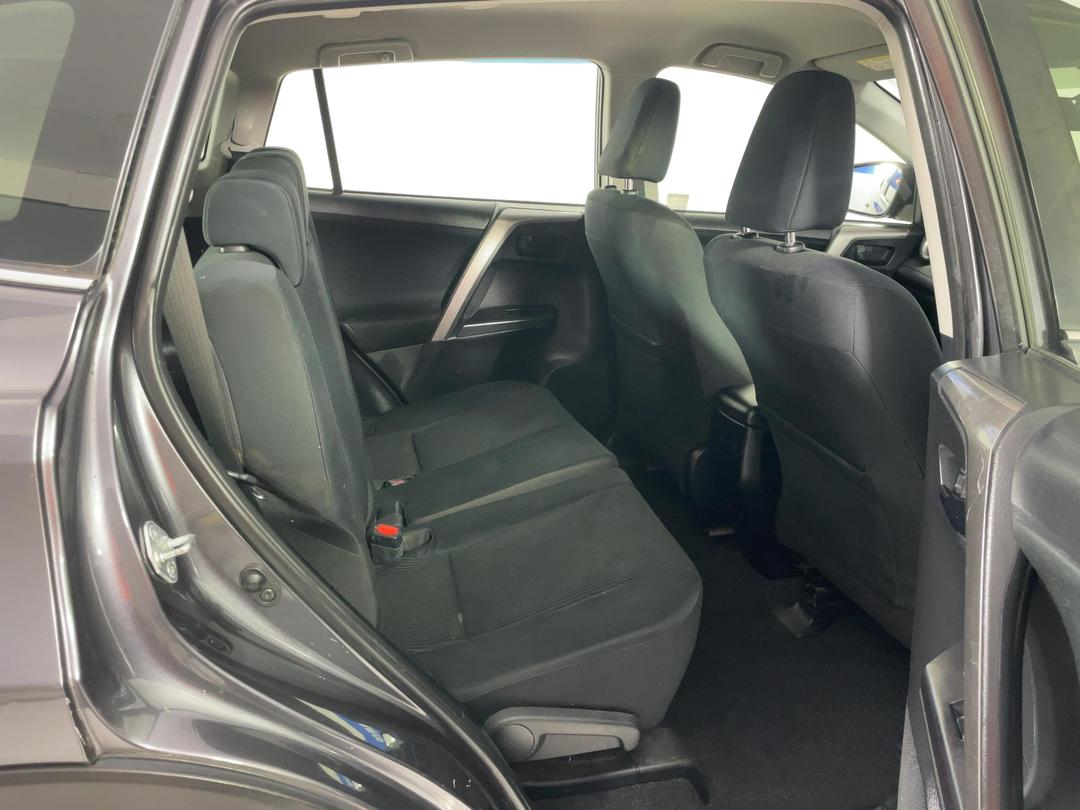Photo '20' of Toyota Rav4