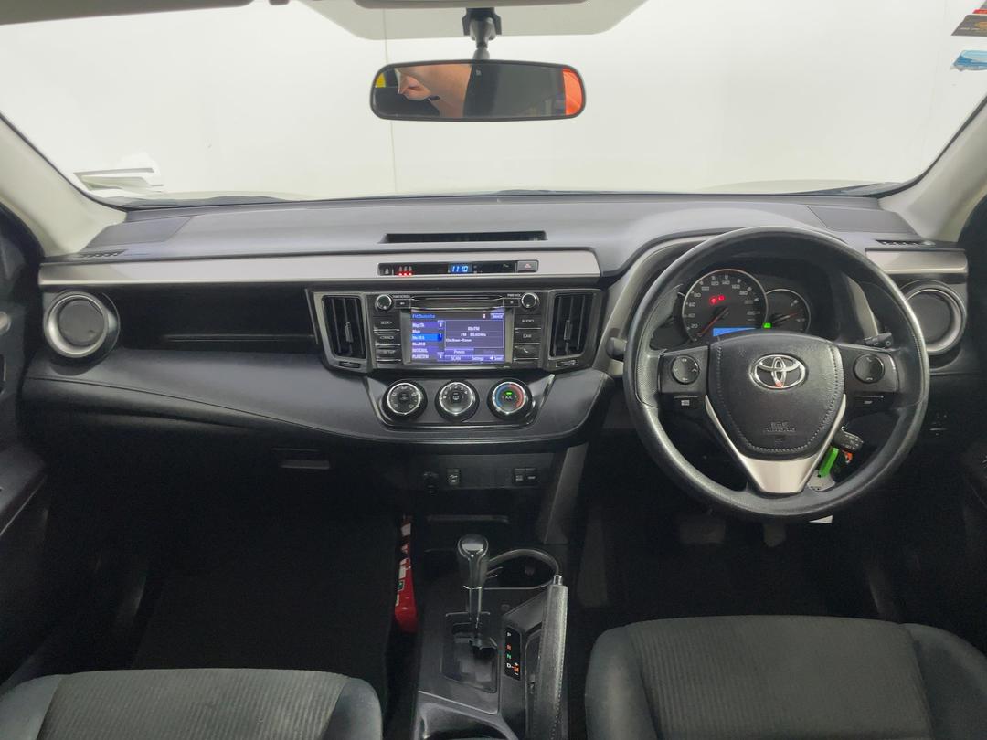 Photo '17' of Toyota Rav4