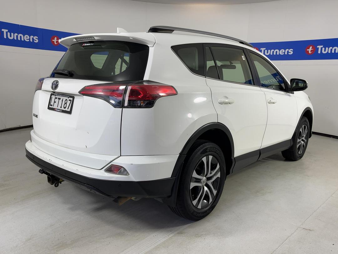 Photo '7' of Toyota Rav4