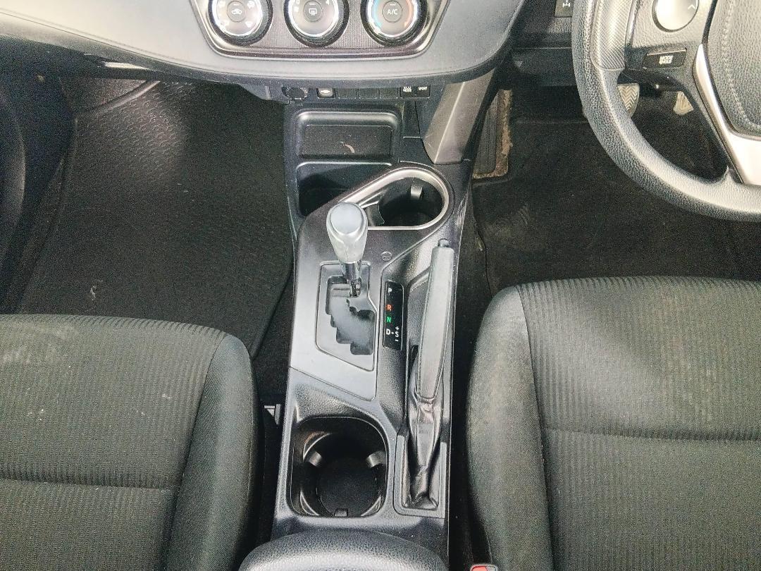Photo '18' of Toyota Rav4