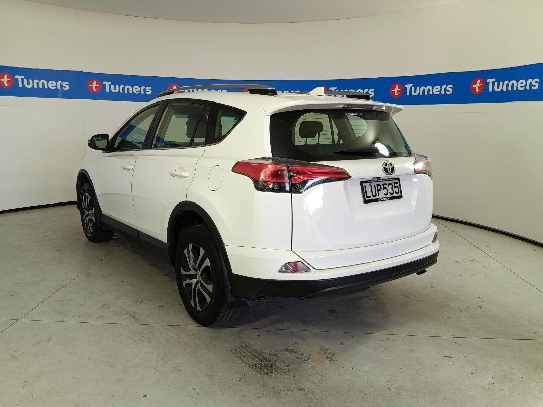Photo '5' of Toyota Rav4