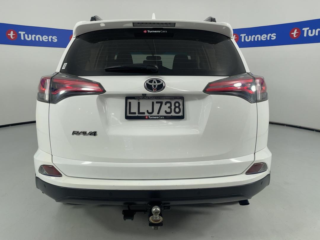 Photo '6' of Toyota Rav4