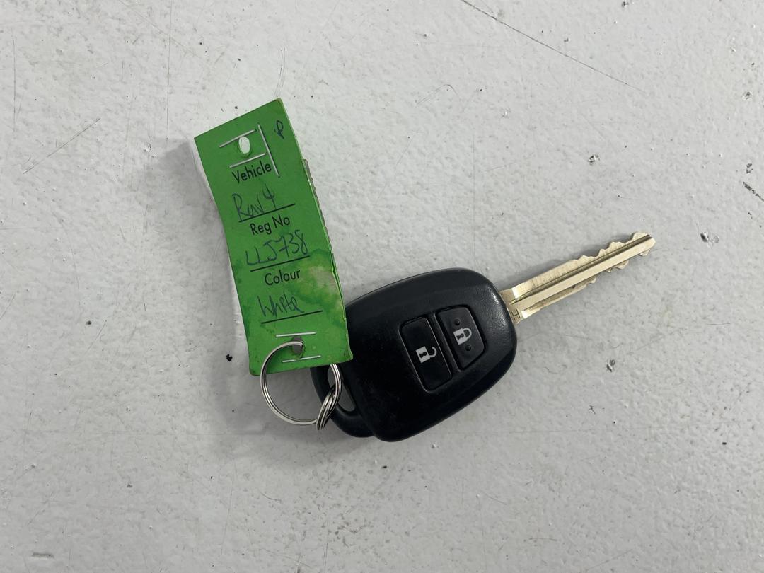 Photo '22' of Toyota Rav4