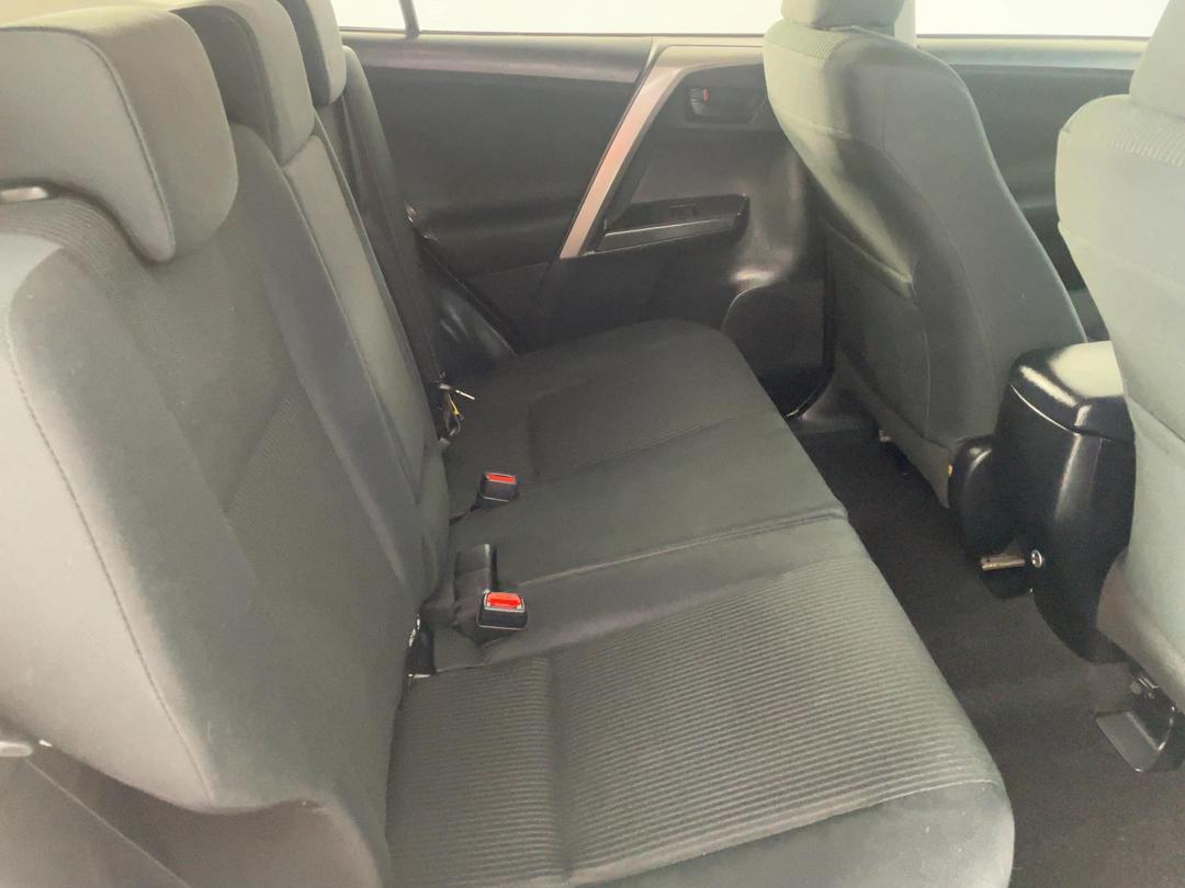 Photo '20' of Toyota Rav4
